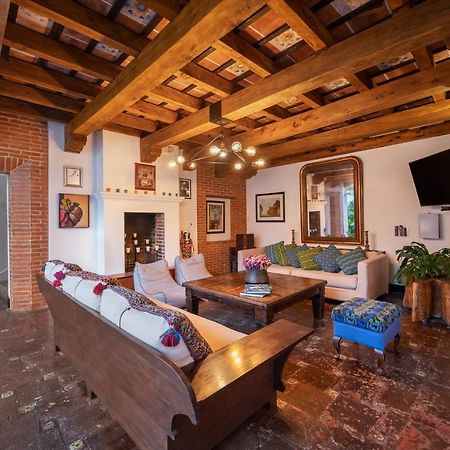 Barbara'S Boutique Hostel Антигуа-Гватемала Экстерьер фото