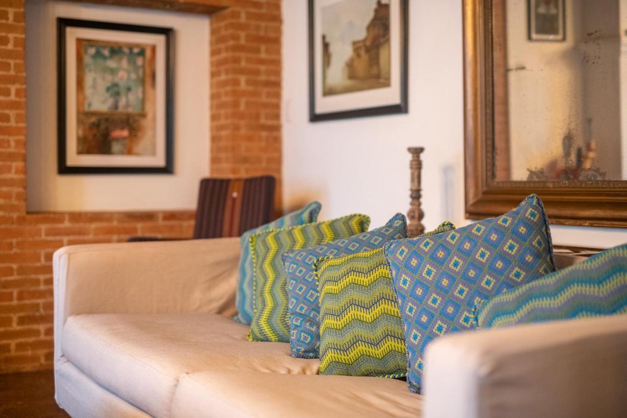 Barbara'S Boutique Hostel Антигуа-Гватемала Экстерьер фото