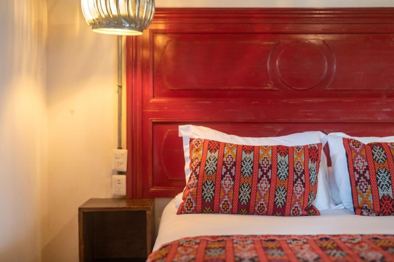 Barbara'S Boutique Hostel Антигуа-Гватемала Экстерьер фото