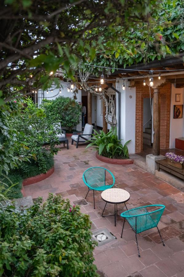 Barbara'S Boutique Hostel Антигуа-Гватемала Экстерьер фото