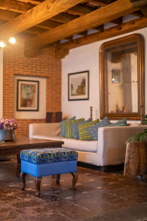 Barbara'S Boutique Hostel Антигуа-Гватемала Экстерьер фото